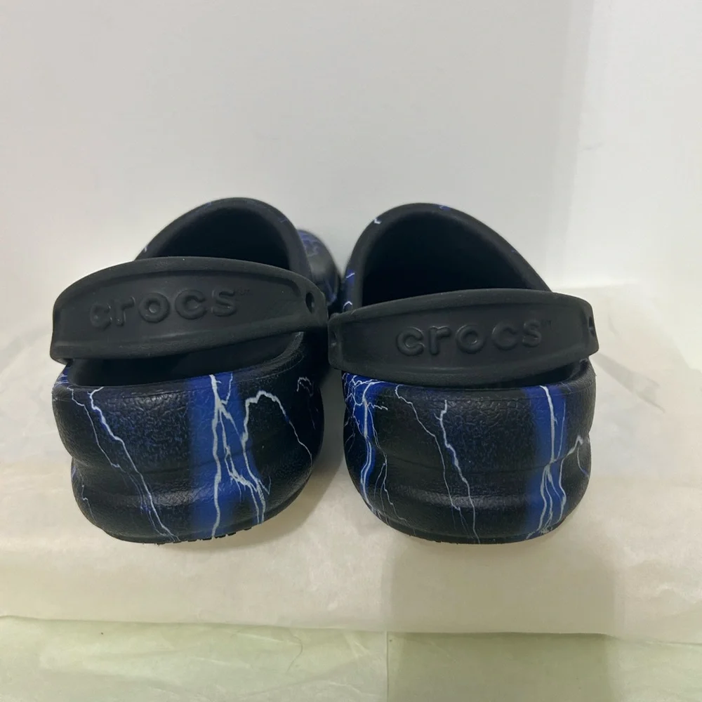 Crocs Bistro Black Lightning Bolt Graphic Slip Resistant Clogs Size M7/W9